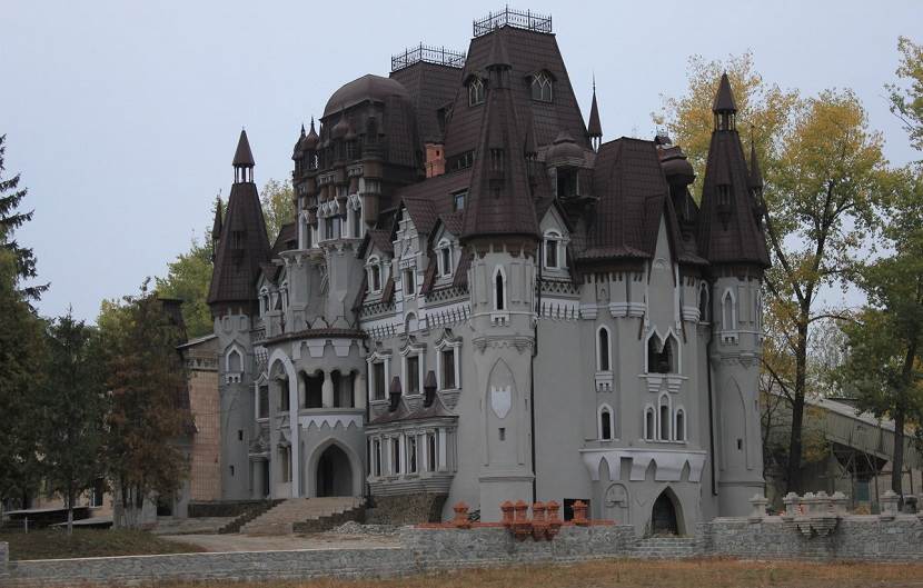 house-monster.jpg house-monster.jpg