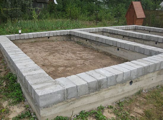 Фундамент из бетонных блоков _фото.jpg