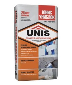 Купить на centrosnab.ru Цементный кладочно-монтажный клей Униблок (Юнис), 25 кг по цене от 195,00 руб.!